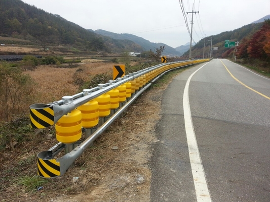 Mua Corrosion Resistance High Highway Roller Barrier for Mountain Roads Roller Size Diameter 245/350 Mm online manufacture