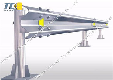Mua Tùy chỉnh Q235 W Beam Guardrail cho bảo vệ bên đường online manufacture