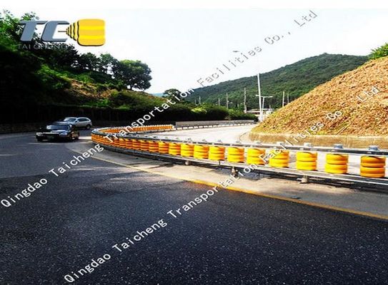 Good price Hàng rào bọt lăn Hàng rào an toàn Con lăn hàng rào Q235 Vật liệu kim loại nhúng nóng trực tuyến