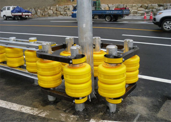 Giá tốt 4 Meters Roller Crash Barrier 350mm Diameter 150 Kg Weight Engineered for Enhanced Safety in Traffic and Industrial Zones trực tuyến