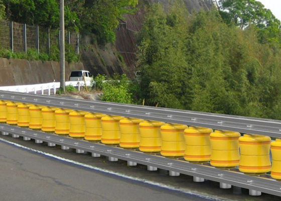 Giá tốt Barreira de segurança com rolo preenchido com EVA montado na superfície, grau SB, absorvente de impacto, ideal para armazéns e ambientes trực tuyến