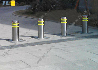 Cột đậu xe bằng thép tự động / Smart Bollards IP68 Stainless Finish 130kg Trọng lượng 3,5s Tốc độ mở